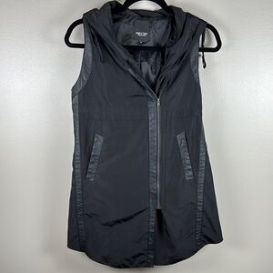 Simply Vera Vera Wang Black Sleeveless Hooded Vest/Jacket